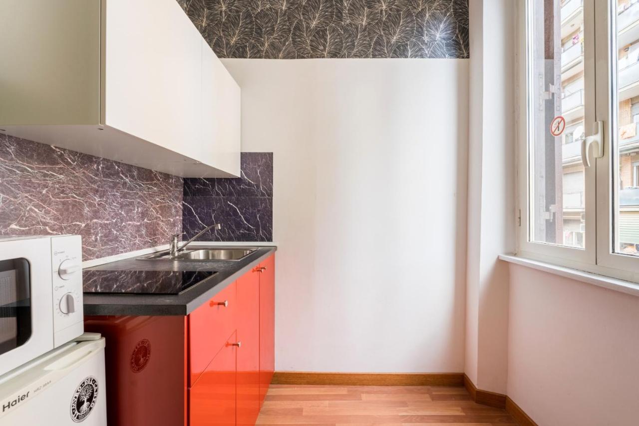 Rooms Piramide Roma Exterior foto